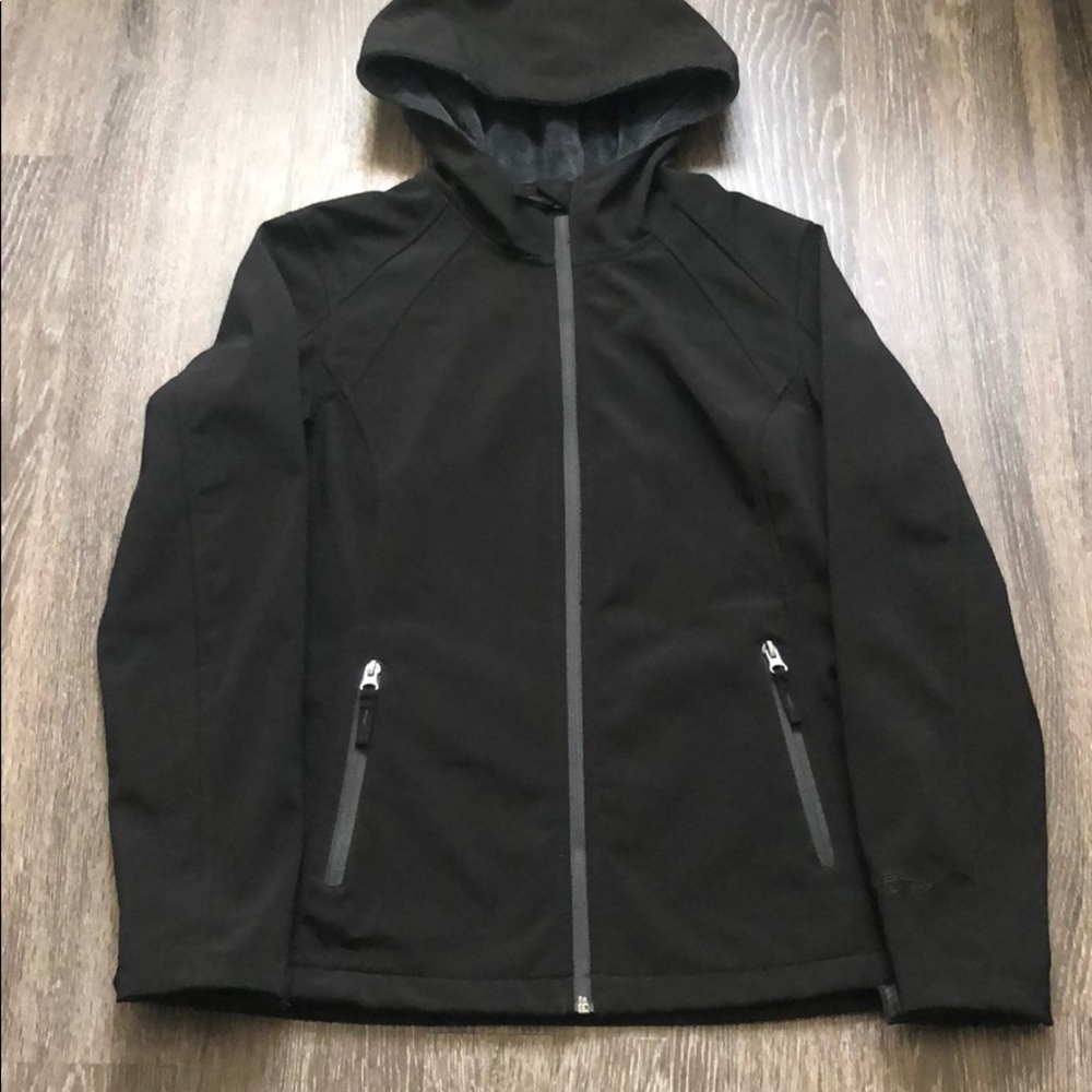 Free Tech waterproof/wind proof hard shell jacket